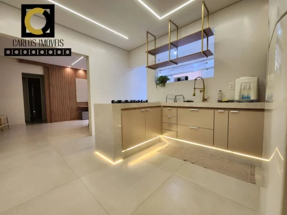 Imagem OPORTUNIDADE! Apartamento todo reformado, com garagem fechada em Santos!!!