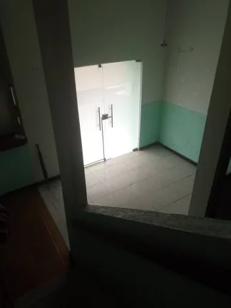 Imagem Casa Duplex a venda em Macaé RJ, Bairro Cajueiros Centro 300m2.