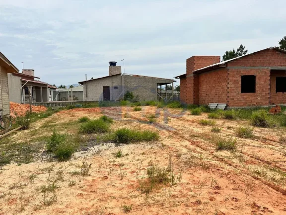Terreno á venda com 300m² na praia Rondinha no Arroio do Sal/RS