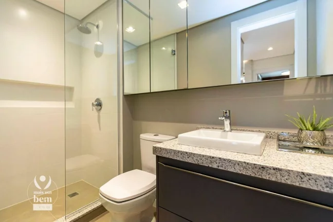 Imagem Lindo apartamento no Ecoville com 3 quartos (1 suíte), sacada com churrasqueira 2 vagas de garagem à venda por R$ 1.126.480,51 - Curitiba/PR