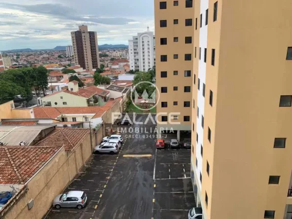 Imagem Excelente apartamento para locação, com localização privilegiada!

 3 dormitórios (2 com armár...