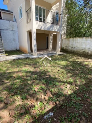 Imagem Casa em condomínio fechado com 3 suítes e 2 vagas na Granja Viana