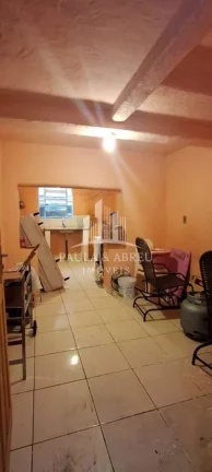 Imagem São 5 Casas 250m², 3 de 3 Cômodos e 2 de 2 Cômodos, 1 Vaga, Perto da Padaria da Globo no Jardim Zaíra, Mauá-SP
