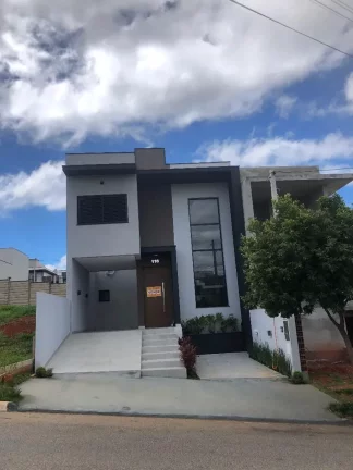 Imagem Sobrado Novo com Piscina à Venda no Ypê 3 – Condomínio Fechado em Tatuí