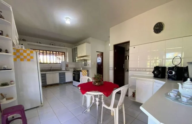 Imagem Casa à Venda no Morada da Praia - Espaçosa com 4 Suítes e 640m²!