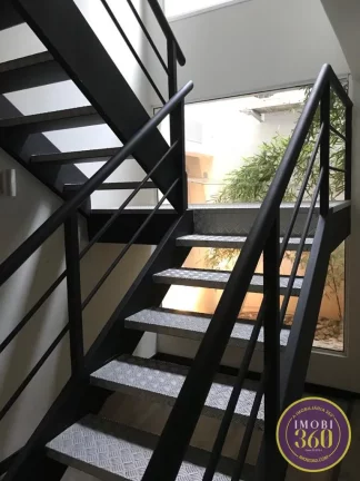 Imagem SOBRADO Á VENDA OU LOCAÇÃO 3 SUÍTES VARANDA QUINTAL 4 VAGAS