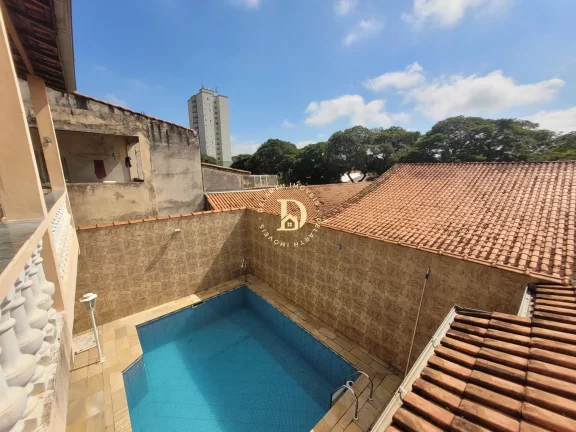 Imagem Casa - Jardim Uirá - SJCampos - 03 Dormitórios (01 Suíte) - 180m²