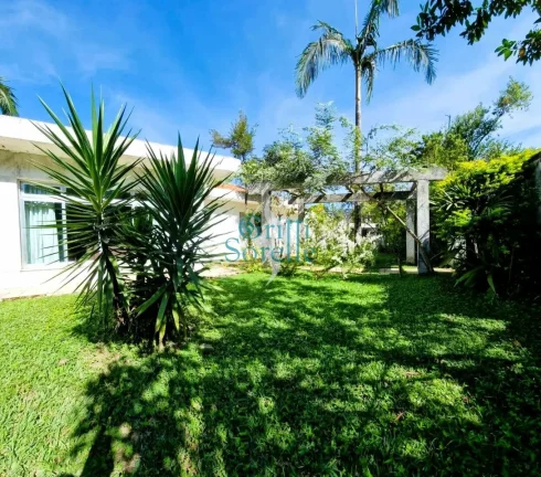 Imagem Casa Térrea à Venda em Alto de Pinheiros - São Paulo/SP.