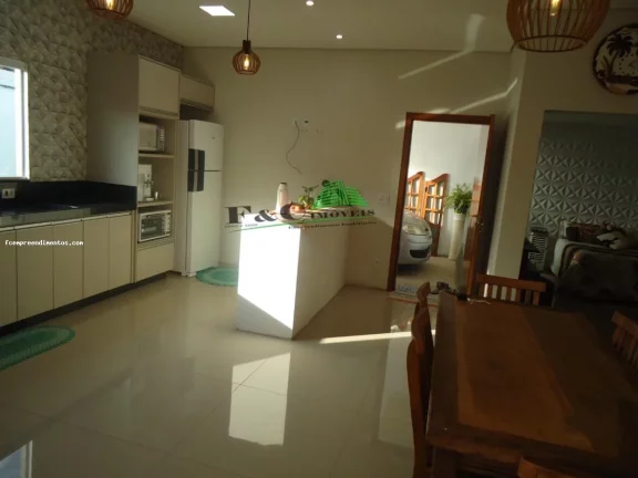 Imagem Casa para Venda em Limeira, Parque Residencial Aeroporto, 2 dormitórios, 1 suíte, 1 banheiro, 3 vagas