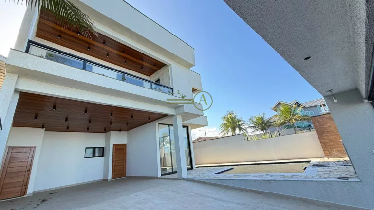 Imagem Sobrado pra quem quer o mar como decoração 4 dormt nova piscina Frente mar