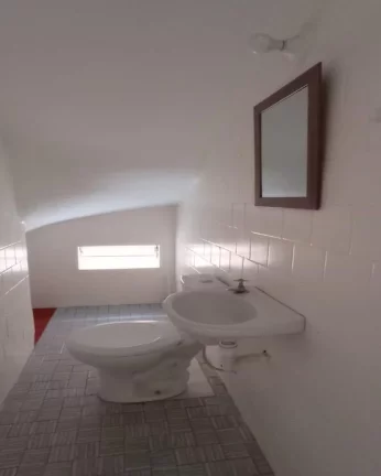 Imagem Sobrado à venda 200 m Com 2 Quartos - Vila Polopoli