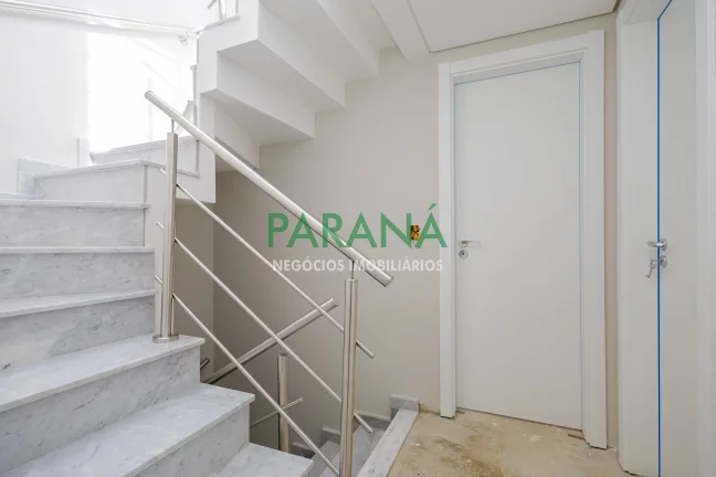 Imagem Sobrado novo de frente para rua a venda,96 m²const