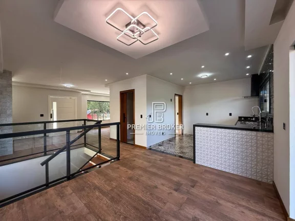 Imagem Casa com 3 dormitórios à venda, 150 m² por R$ 850.000,00 - Albuquerque - Teresópolis/RJ