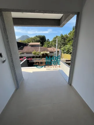 Imagem Sobrado novo com acabamento de qualidade a 300Mts da Orla no Pereque Açu Ubatuba SP