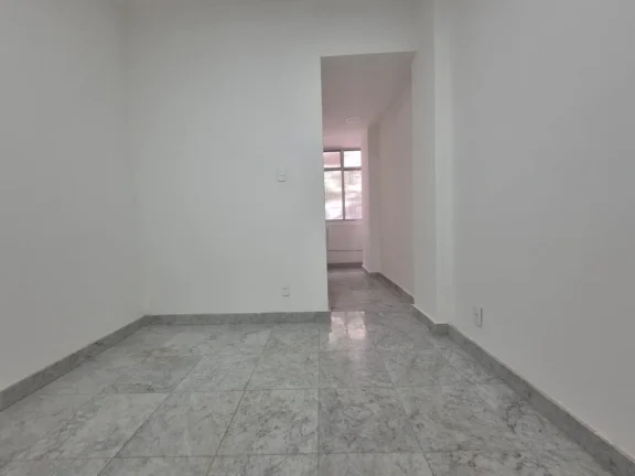 Imagem Apartamento para Venda em Rio de Janeiro, COPACABANA, 2 dormitórios, 1 banheiro, 1 vaga