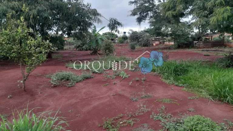 Imagem Chácara à venda: 2 quartos, 1 sala, 1 banheiro e 2.000m² de área em Rio Verde-GO!