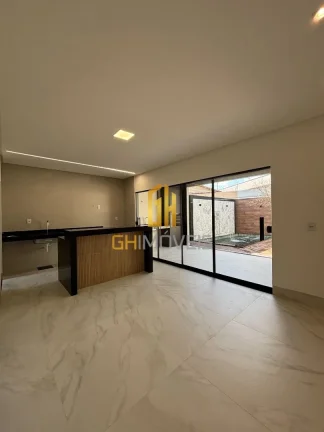 Imagem CA1758

Casa nova com 3 quartos sendo 1 suíte plena

 A casa possui:

- 3 Suites com 16m2, sendo 02...