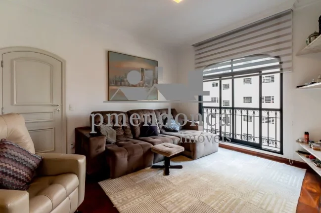 Imagem Apartamento Alto Padrão reformado em Higienópolis, com 4 suítes e 4 vagas pronto para morar!