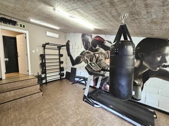 Imagem Studio à venda em Porto Alegre, Menino Deus, com 1 quarto, 43,65m2
