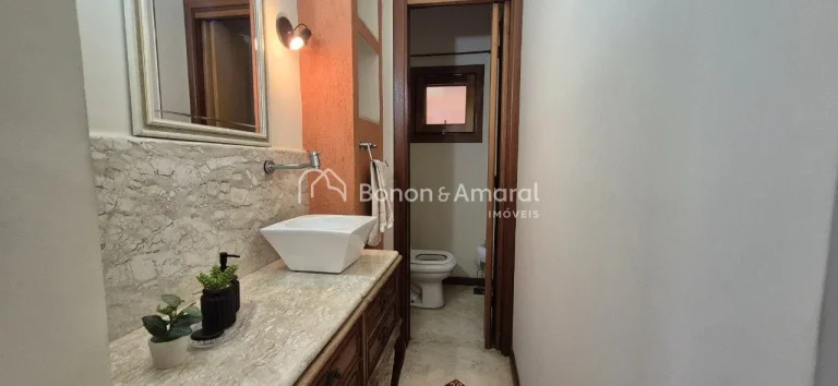 Imagem Casa Condomínio Estância Paraíso - Região Alphaville

Charmosa, construção sólida, 510 m² de...