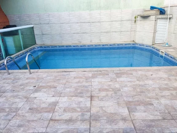 Imagem Casa isolada em Praia Grande com Piscina e área gourmet, 264m área total!