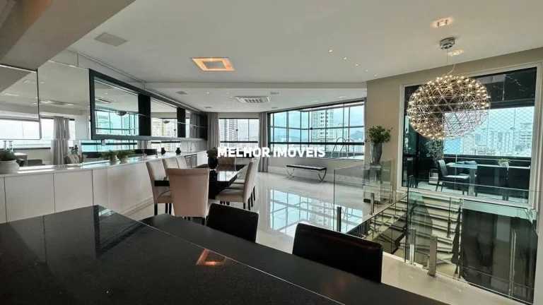 Imagem Cobertura duplex com piscina privativa e vista para o mar no Edifício Grand Royale