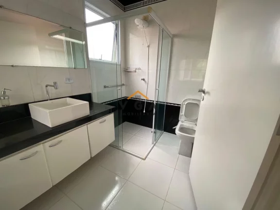 Imagem Casa para Venda em Guararema, Bairro Iatpema, 4 dormitórios, 2 suítes, 4 banheiros, 6 vagas