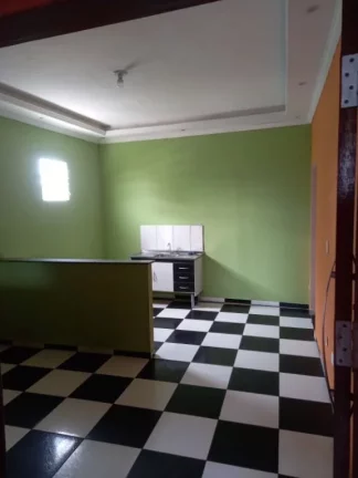 Casa sobreposta alta com 1 dormitório à venda, 90 m² por R$ 150.000 - Vila Costa Muniz - Cubatão/SP