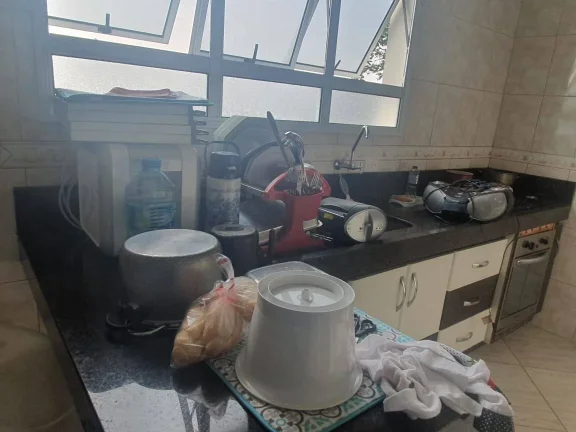 Imagem Sobrado em Condomínio Fechado 140 m² 3 Dormitórios 1 Suíte