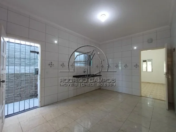 Imagem Espaçosa Casa Geminada 3 Quartos na Vila Caicara, Praia Grande