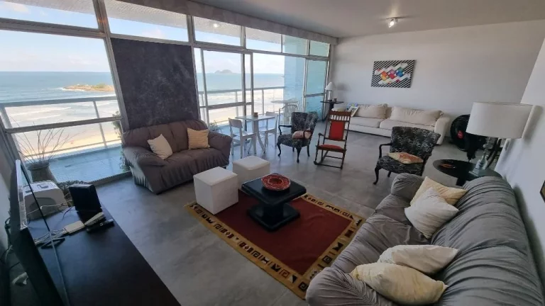 Imagem Apartamento com 3 dormitórios à venda, 198 m² - Pitangueiras - Guarujá/SP