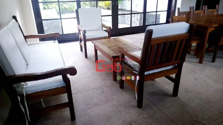 Imagem Casa com 5 dormitórios à venda, 230 m² por R$ 2.450.000 - Geribá - Armação dos Búzios/RJ