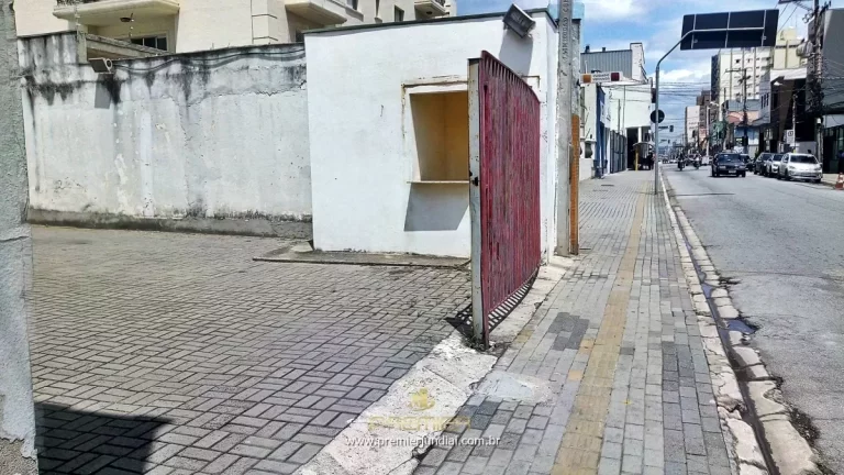 Imagem TERRENO A VENDA NO CENTRO