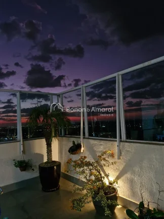 Imagem Você está prestes a descobrir uma cobertura espetacular de 220 m² localizada no renomado Condomí...