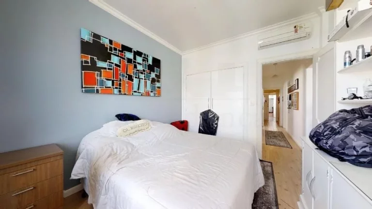 Imagem Apartamento no último andar de prédio em Higienópolis com 260m²!