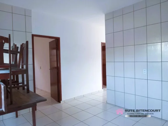 Imagem Excelente Casa em Alvenaria no Bairro Salinas- Balneário Barra do Sul-SC