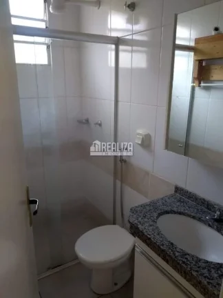 Imagem Casa com Espaço Gourmet e Hidro no Condomínio Portal Beija-flor, bairro Morada Du Park - Uberaba