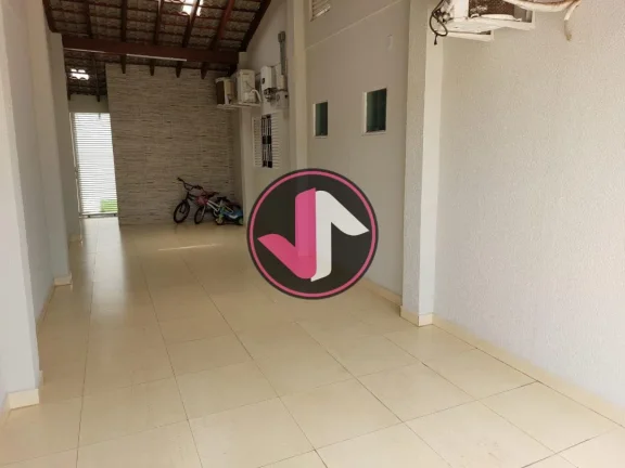 Imagem Casa de Esquina em Condomínio Fechado  Entre Rios, Jd. Universitário Charmosa casa térrea de es...