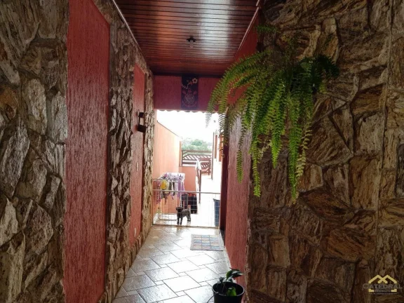 Imagem Sobrado com 03 dormitórios à Venda por R$650.000,00 - Parque Cidade Jardim II - Jundiaí/SP