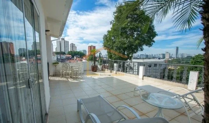 Imagem Casa em rua calma, com ampla vista e muita iluminação natural, 4 dormitórios, sendo 2 suítes com...