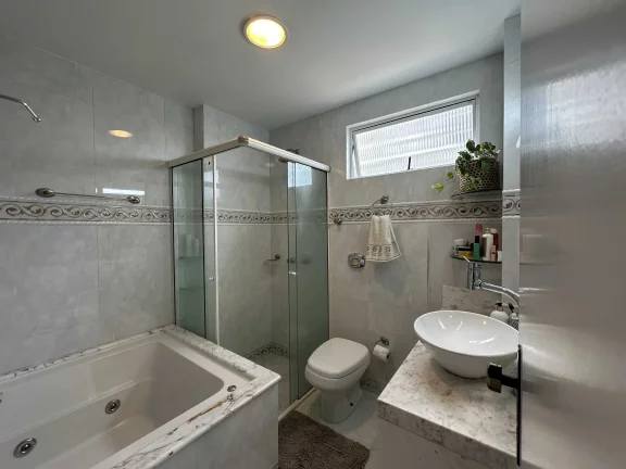Imagem Apartamento mobiliado vista mar com 3 dormitórios sendo 2 suítes e 2 vagas, na Barra Sul-BC