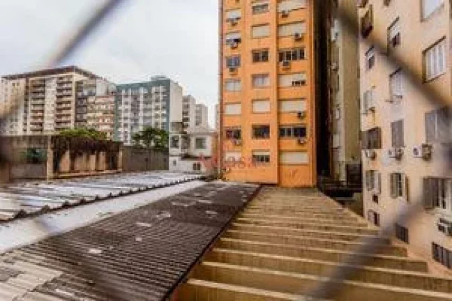Imagem Apartamento com 2 Dormitorio(s) localizado(a) no bairro Centro Histórico em Porto Alegre / Rio Grande do Sul Ref.:193