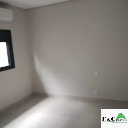 Imagem Casa para Venda em Limeira, Jardim Florença, 3 dormitórios, 3 suítes, 1 banheiro, 4 vagas