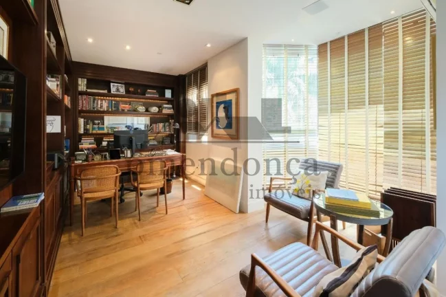 Imagem Maravilhoso apartamento duplex no Itaim Bibi com 394m².