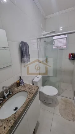 Imagem Granja Viana, Casa Térrea, 3 quartos sendo um suíte, 2 vagas charmosa!