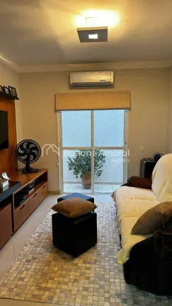 Imagem Casa térrea com 300 m² de construção e 600 m² de terreno.

Imóvel com estrutura sólida, ambie...