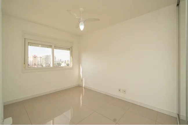 Imagem CRAS 146 Apto 610371006-43 - Apartamento à venda no bairro Cristo Redentor - Porto Alegre/RS