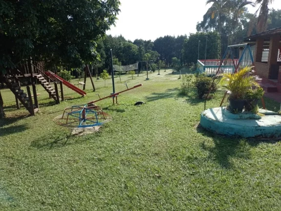 Imagem Comprar chácara em Capela do Alto SP, chácara em interior de São Paulo SP