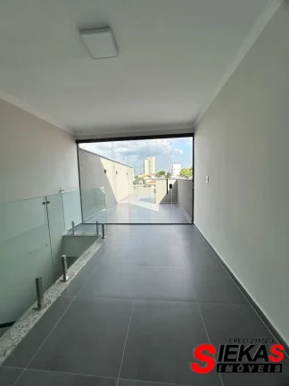 Imagem Espaçosa casa de 3 quartos e 3 suítes na Vila Carrão - São Paulo, 170m² e 1 vaga de garagem!