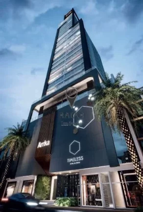 Sala comercial com 408,88m², pé direito 3,93 metros de piso a piso e duas frentes: Alvin Bauer e R...